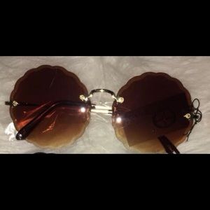 Eye wear
